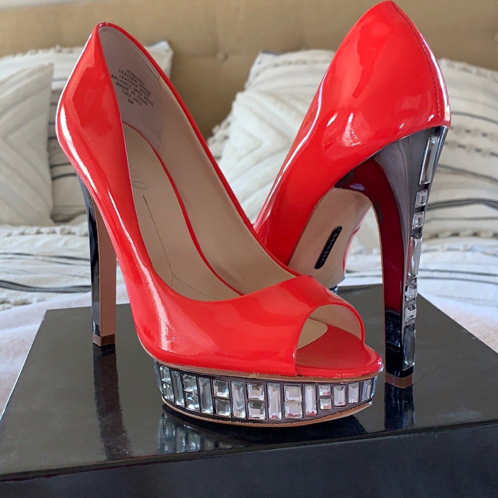 Patent bright coral pumps